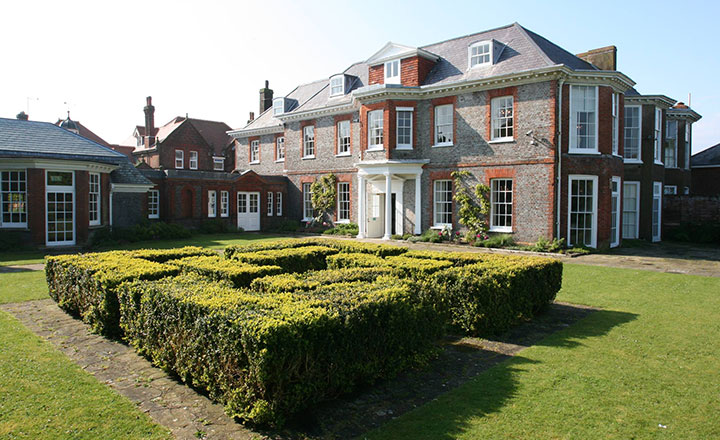 Gildredge Manor